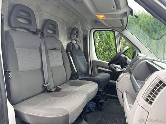 Peugeot Boxer 2.2 - 12