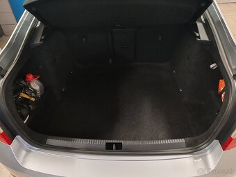 škoda octavia 1,6 tdi 85 kW - 12