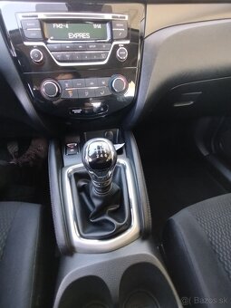 Nissan Qashqai 1,2 DIG-T benzín - 12