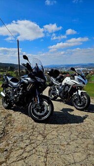 Kawasaki Versys 1000 SE - 12