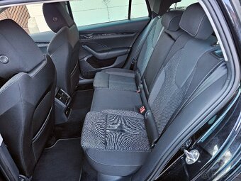 Škoda Octavia Combi IV 2.0 TDI DSG F1 Clever DVD Matrix ACC - 12