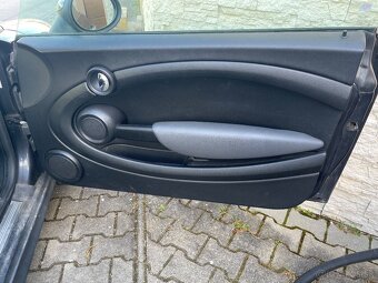 Mini Cooper R56  1.6 88kw - 12