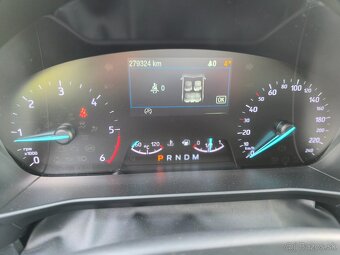 Ford Focus Kombi 2.0 TDCi EcoBlue Active A/T - 12
