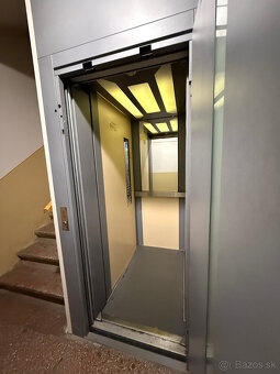 Veľký 2-izbový byt na prenájom - 12