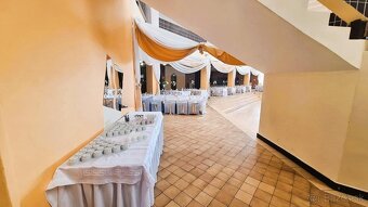 Reprezentatívny multifunkčný objekt - 12