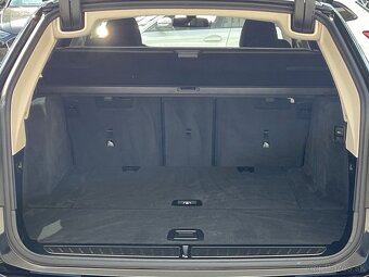 BMW 520d Touring G31 - 12