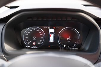 Volvo XC90 T8 TwinEngine Inscription 7m - Zaruka - DPH - 12