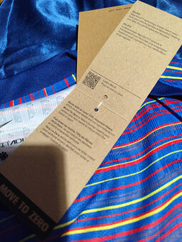 Dres Fc Barcelona Hráčsky Unikátny Farebný Nový s visačkami - 12