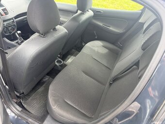 Peugeot 206 + 1.1 Magic - 12