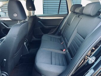 Škoda Octavia Combi 2.0TDI DSG 2019 - 12
