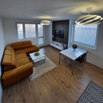 Prenájom 2-izb. byt v TN, Zlatovská + parkovacie miesto - 12