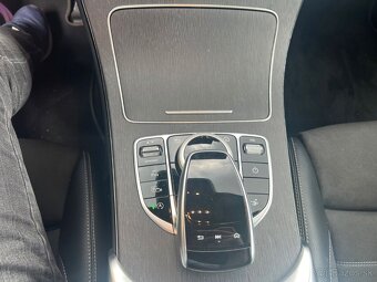 Mercedes-Benz C 400 4MATIC Coupé AMG Line - 12