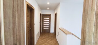 Moderná novostavba s garážou v obci Teriakovce - 12