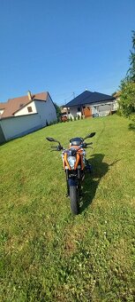 Ktm - 12