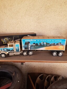 Coca Cola vianoce kamióny - 12