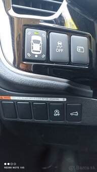 MITSUBISHI OUTLANDER 2,0 MIVEC 2WD CVT 5M - 12