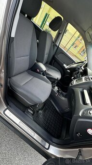 Kia Sportage 2,0i Active Facelift - 12