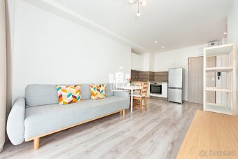 NA PREDAJ | 2 garsónka 34m2 |komplet rekonštrukcia| Trenčín - 12