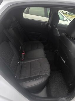 Kia xceed - 12