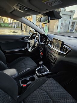 Kia ceed SW 1,6CRDI 2019 - 12