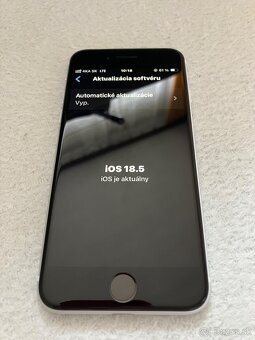 Apple iPhone SE 2020 - 12