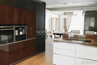 P R E D A J - cena na vyžiadanie - 12