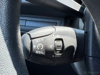 Peugeot 208 1.4 Vti Allure - 12