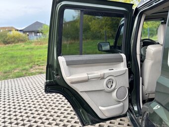 Jeep Commander Jeep Commander 3.0 CRD V6 Limited A/T - 12