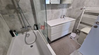 PRENÁJOM- Poprad 3-izbový byt centrum, 2 garáž.státia, balkó - 12