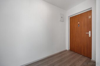 Podkrovný 1-izb. byt 48m2 s parkovacím miestom v Hamuliakove - 12