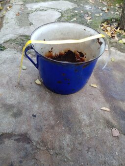 Hronec 18 masívny hrnec - 12