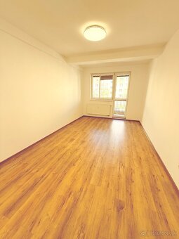 Predám 3 izbový byt v Brezne - Mazorníkovo - 12