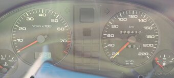 Audi 80 1.6 i - 12