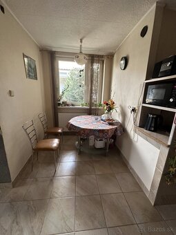 Na predaj starší 4-izbový rodinný dom s prístavbou v Košicia - 12