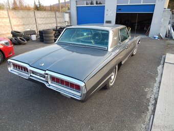 FORD THUNDERBIRD 65 - 12