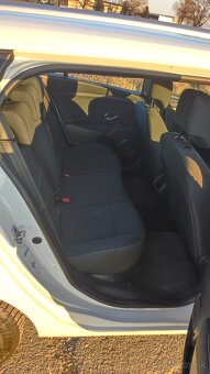 Predám Renault Megane 1.5dci AUTOMAT. - 12