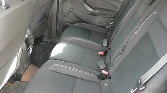 Ford C-Max - 12