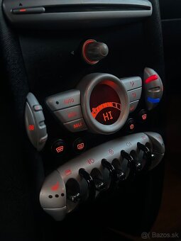 Mini Cooper S 1.6 Turbo 128 kW – Po servise – TOP výbava - 12
