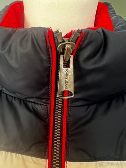 Tommy Hilfiger zimna bunda ikonicka - 12