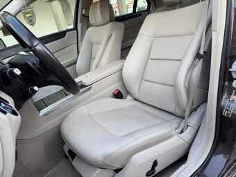 Mercedes-Benz E Trieda 350Cdi 190kw 4 matic SK auto - 12