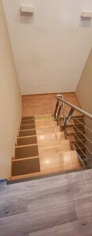 PREDAJ - krásny moderný veľkometrážny 4,5-izbový mezonet na  - 12