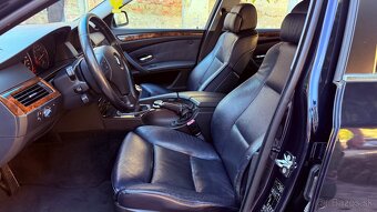 BMW Rad 5 525 xi - 12