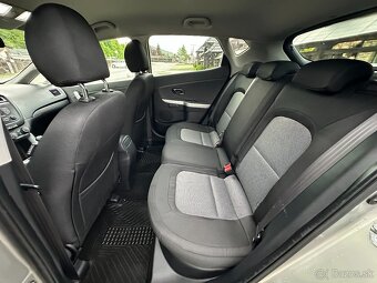 KIA Cee’d Hatchback 74kw Manuál - 12