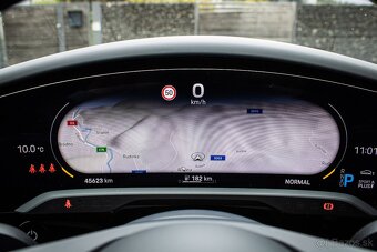Porsche Taycan S, 1. Majiteľ, Slovenské,Bicolor interiér,DPH - 12