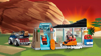 LEGO Juniors 10760 + 10761 - 12