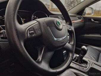 Škoda Superb 2.0 TDI Elegance - 12