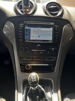 2012  Ford Mondeo MK4  2.0 TDCI 103KW MANUÁL-6 - 12