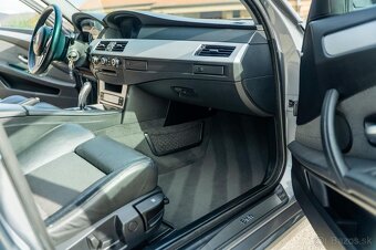 BMW E60 525d xDrive A/T - 12
