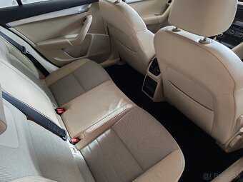 Škoda Octavia III Combi 1.6 TDI Elegance - 12