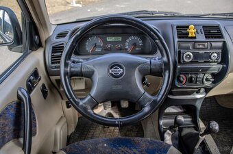 Nissan Terrano II 2.7 tdi - 12